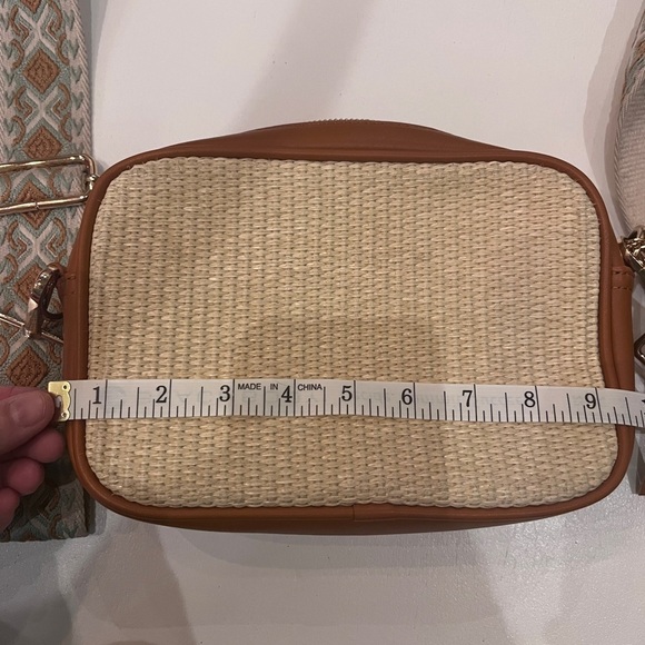Ahdorned straw vegan leather small crossbody bag - Picture 4 of 10
